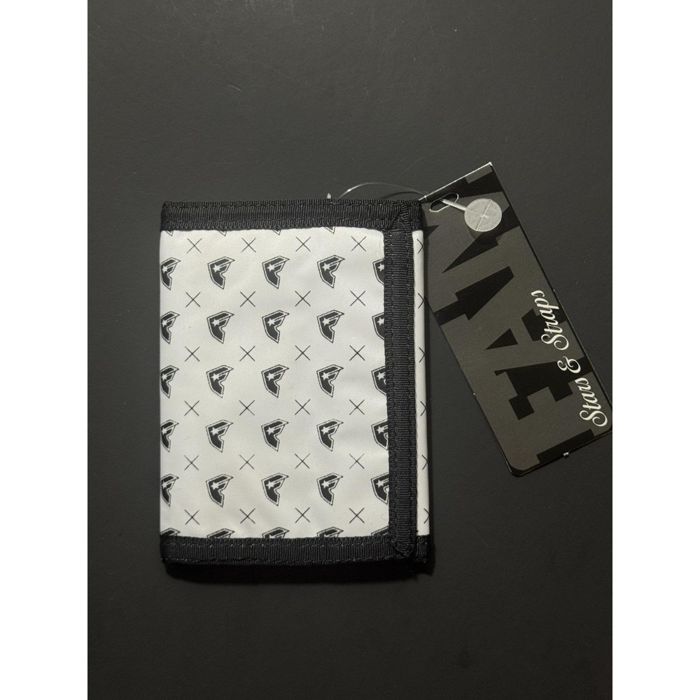 Y2K‎ Famous Stars And Stripes White Wallet
